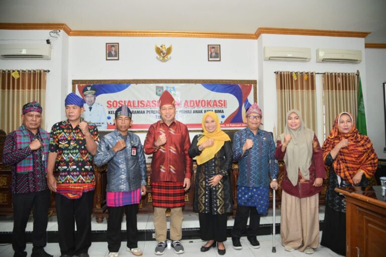 Kepala DP3AP2KB Jadi Narasumber Sosialisasi dan Advokasi Kelurahan Ramah Perempuan dan Peduli Anak Kota Bima